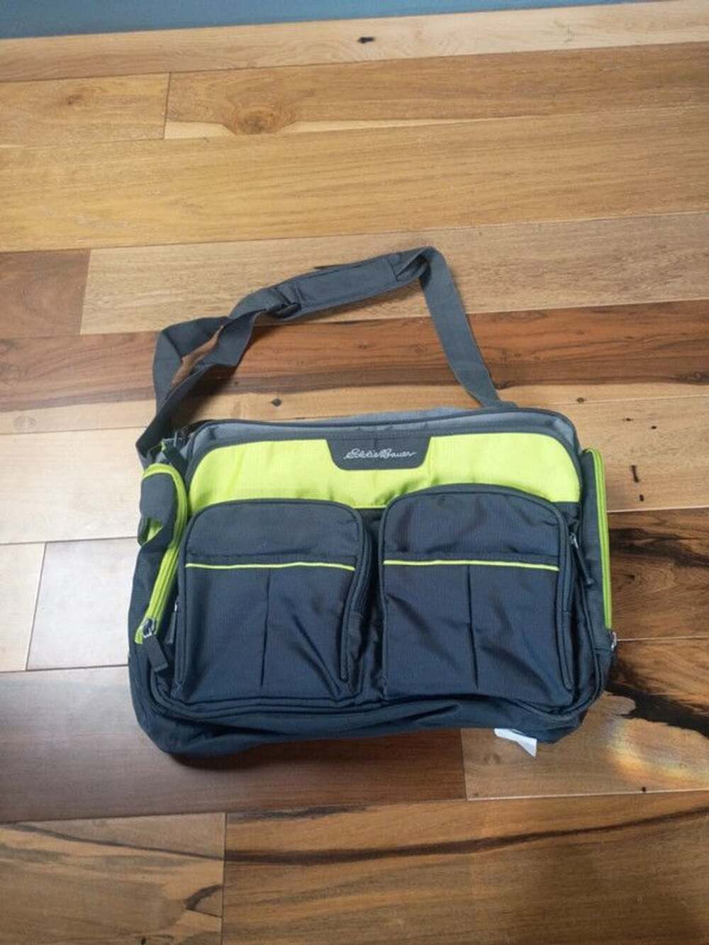 Eddie Bauer utility bag